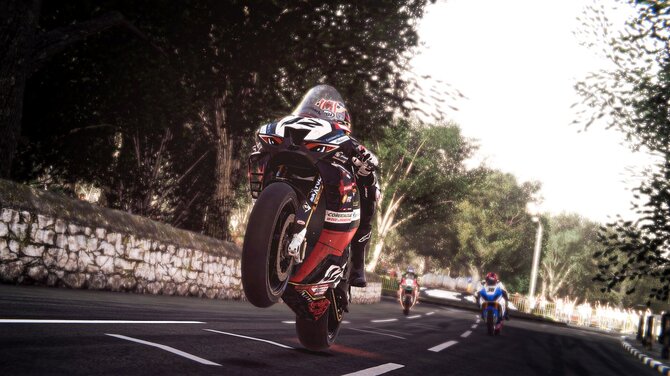 TT Isle Of Man: Ride on the Edge 3 Racing Fan Edition 